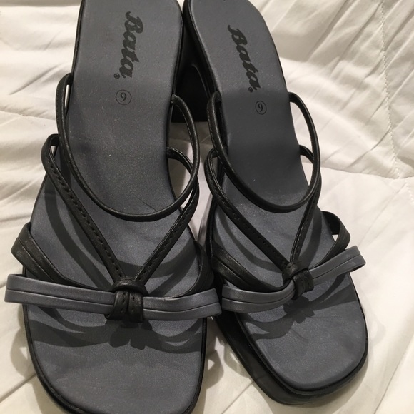 NWOT Bata 3” Block Heel Sandals - Picture 2 of 11